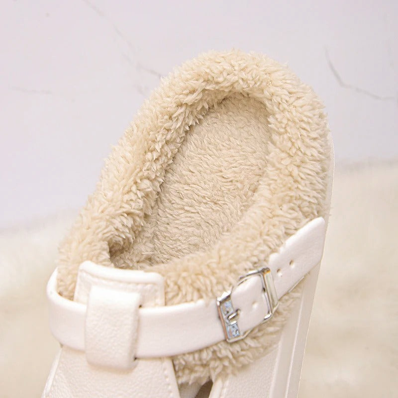 🔥 𝑫𝑬𝑹𝑵𝑰𝑬𝑹 𝑱𝑶𝑼𝑹 𝑫𝑬 𝑺𝑶𝑳𝑫𝑬𝑺-𝟖𝟎% ✨Sabots Fourrés à Boucle – Doux, Chauds et Ultra-Confortables