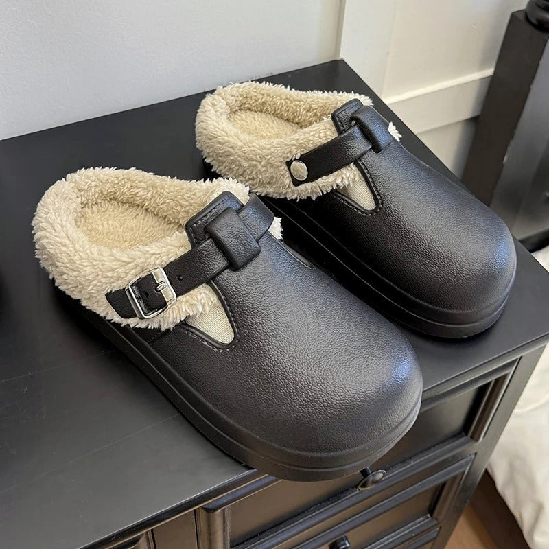 🔥 𝑫𝑬𝑹𝑵𝑰𝑬𝑹 𝑱𝑶𝑼𝑹 𝑫𝑬 𝑺𝑶𝑳𝑫𝑬𝑺-𝟖𝟎% ✨Sabots Fourrés à Boucle – Doux, Chauds et Ultra-Confortables